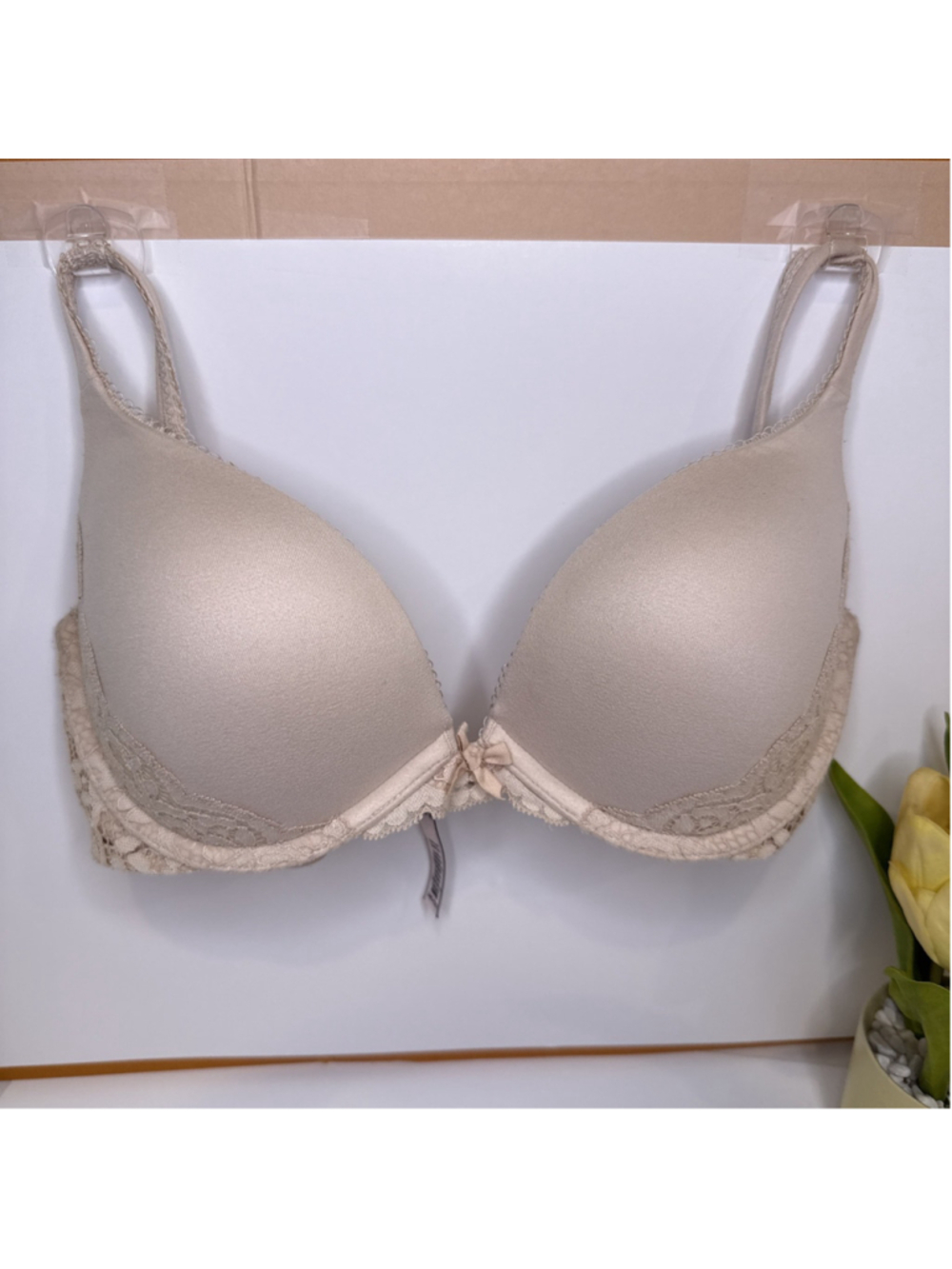Victorias Secret Beige Nude Push Up Bra 34B Body By Victoria Lace Cups Lingerie